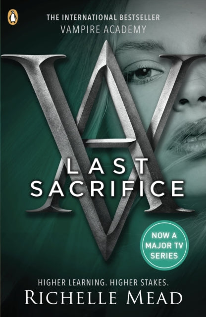 Vampire Academy: Last Sacrifice (book 6)-9780141331881